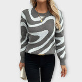 Karolína | Modern Knitted Sweater with Abstract Pattern