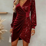 Vera | Cute Dress with Christmas Motifs